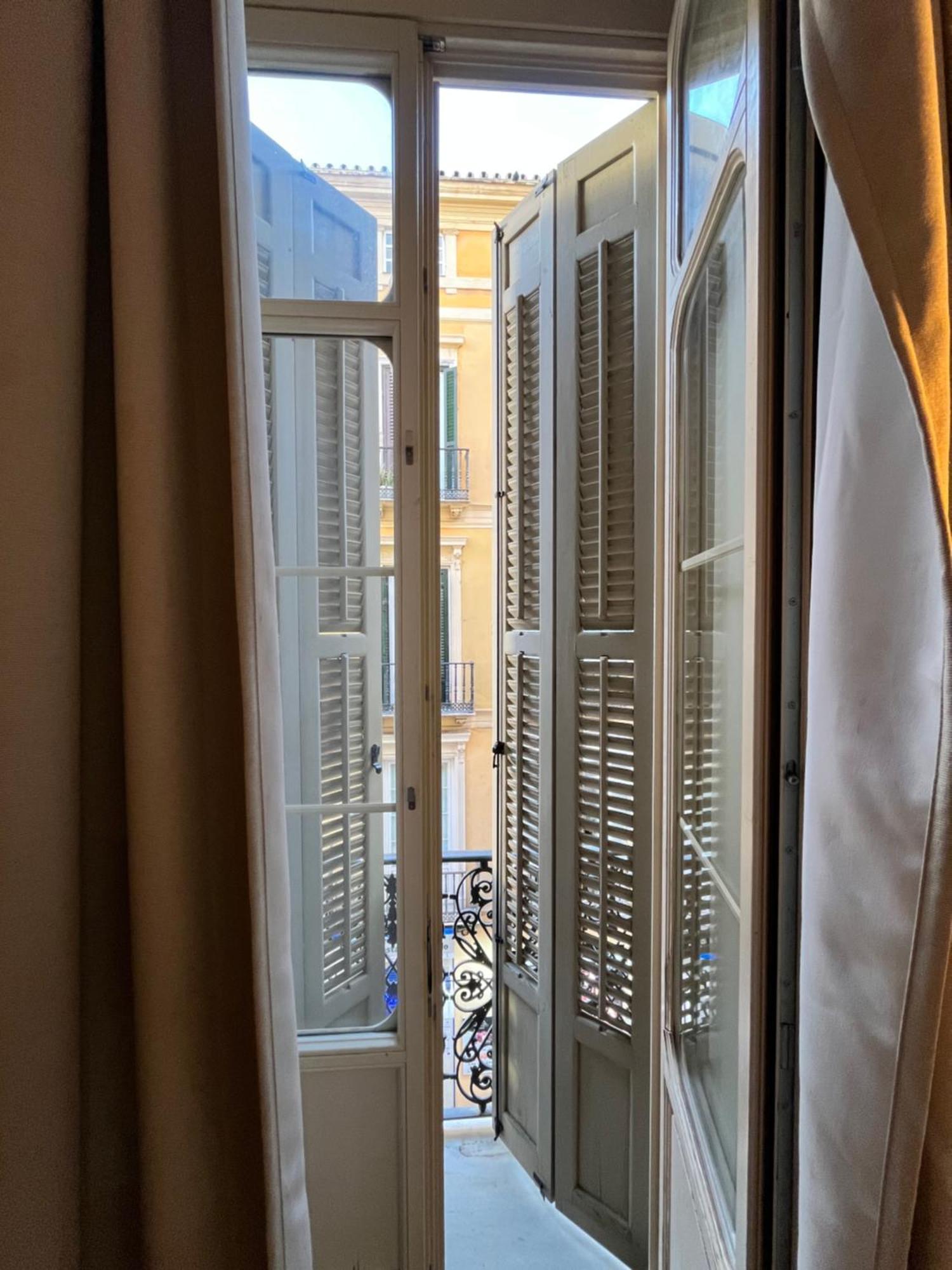 Boutique Larios - Malaga Center Apartment Bagian luar foto